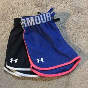 bundle of under armour shorts